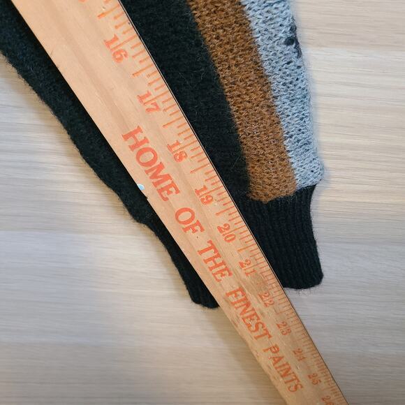 Vintage Pendleton High Grade Western Wear Wool Sweater Blue Aztec Size Med USA - Picture 8 of 8